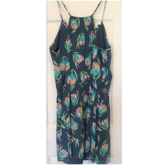 LC LAUREN CONRAD Floral Drop Waist Lace Dress NWT - Picture 4 of 7